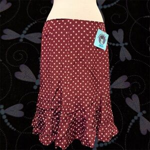 Women’s Burgundy  Hem Skirt